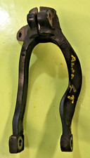 Support Amortisseur Avant Droit / ALFA ROMEO GT / 1.9 JTD