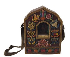 Ghau en bois Temple Autel