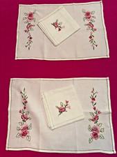 2 sets de tables + 2