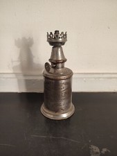 Lampe pigeon ancienne en métal