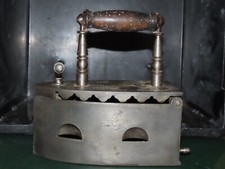 Fer à repasser à braise - Camion Freres - Ancre de marine CF