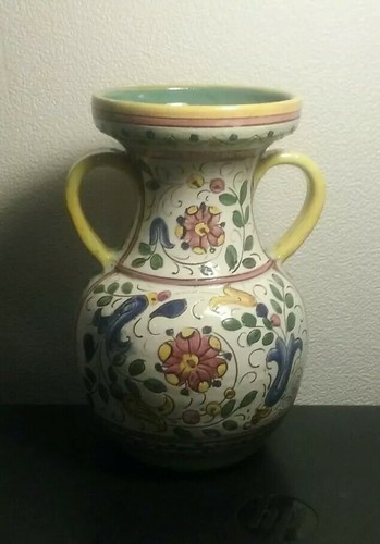 Vase avec anses - , faience