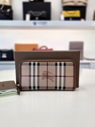 Burberry haymarket check - burberry,