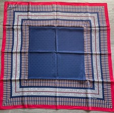 Foulard/Carré/Chale