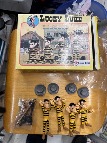 Les dalton lucky luke ceji - dalton,