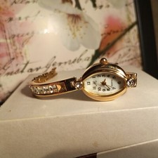 Montre femme vintage M quartz pile incluse