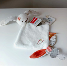 Doudou Plat Mia Lapin Blanc