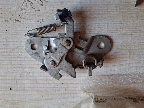 Fermeture capot peugeot - fermeture,