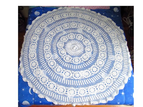 Nappe ancienne ronde fait main - nappe,