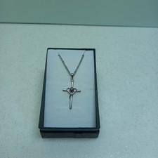 Croix argent et keshi de
