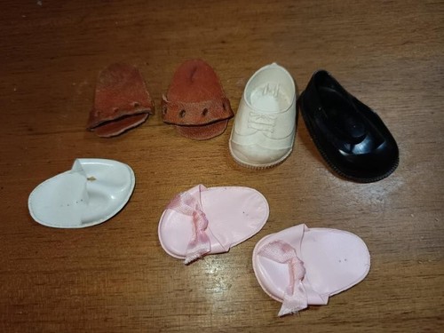 Vetement poupee famosa - poupee,