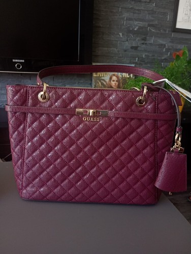 Guess giully sac main - giully,