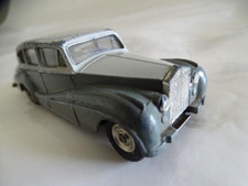 DINKY TOYS England Rolls Royce Silver Wraith ref 50 - état usage correct   1/43e