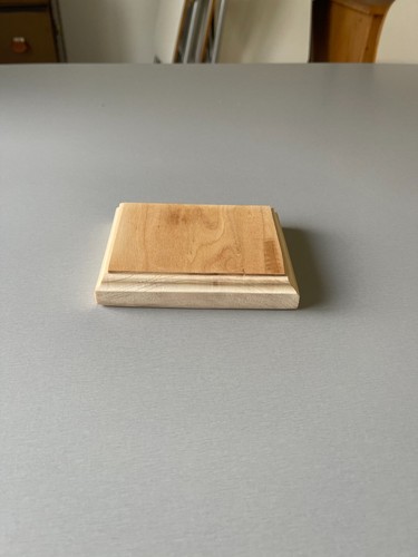 Socle bois brut pour - en,