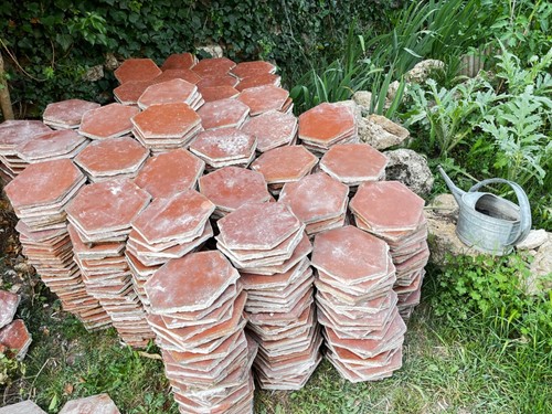 Carrelage ancien salerne - ,