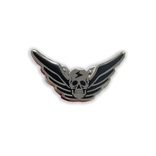 Pin's Tête de mort ailée