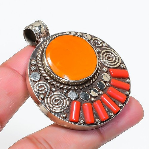Pendentif pierre précieuse