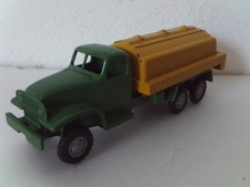 Authentique camion GMC CITERNE par FRANCE JOUET en bel état