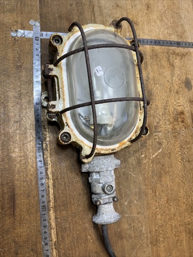 Lampe ancienne hublot - lampe,
