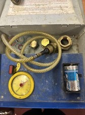 Contrôleur D’étanchéité Nevax Vendu Avec Piles Et Embout D’occasion Fonctionne