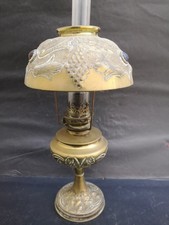 Lampe pétrole XIXe Parisienne très bon état hauteur 45 cms