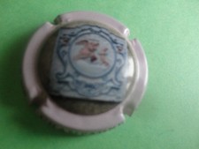 CAPSULE  DE CHAMPAGNE :  LAUNOIS PÈRE & FILS - N°49e contour rose,