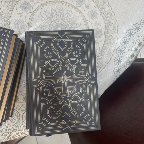 Livres anciens de - 28,