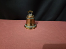 Ancienne clochette décorative ou de table en cuivre gravée Lisieux