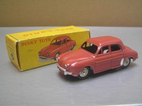 Dinky toys 24e renault - dinky,