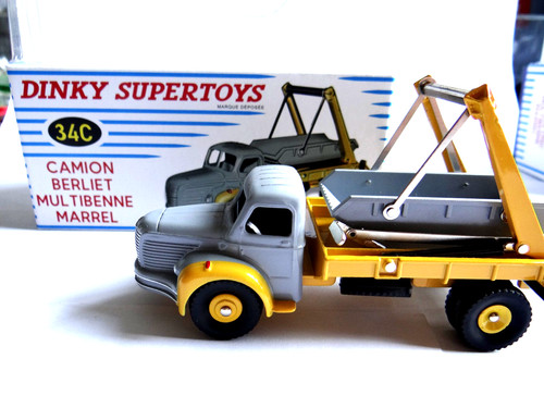 Dinky toys atlas - dinky,