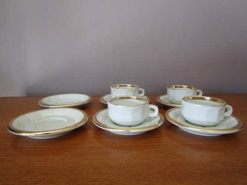 Tasses 6 sous - &,