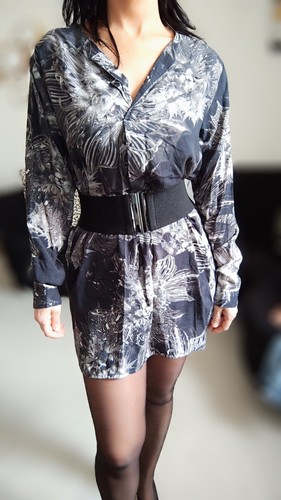 Robe chemise gris - blanc, fleurs