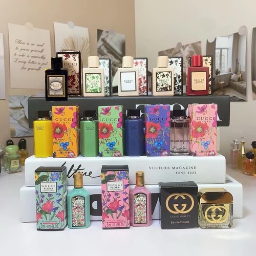 Chanel dior prada hermès - chanel,,