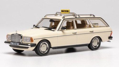 Miniature voiture échelle - miniature,
