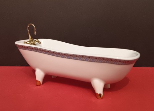 Ancienne baignoire - ancienne, en