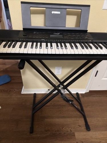 Yamaha psr e273 - psr-e273, portable
