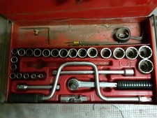  caisse  d'ouillages FACOM