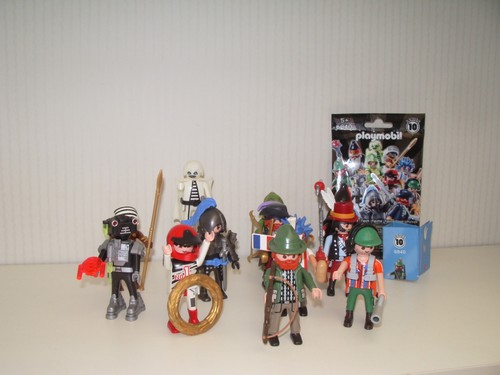 Figurine serie 10 figures - ///,