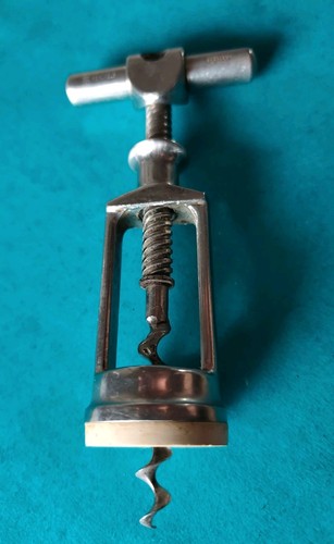 Ancien tire bouchon cloche - ,