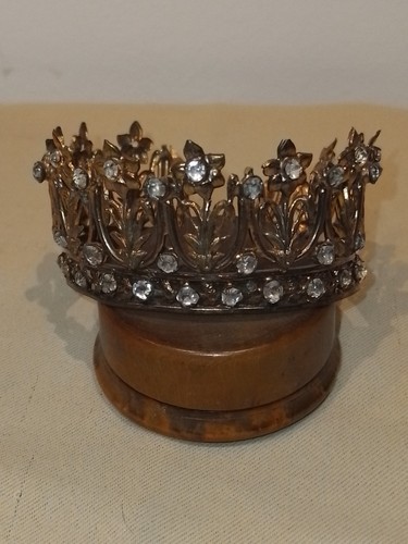 Ancienne couronne - ancienne,
