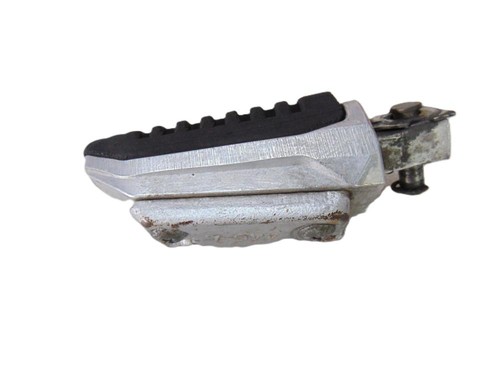Platine repose pied droite - platine,