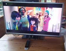 TOSHIBA TV 40’’ (102 cm) - Full HD gris - très bon état