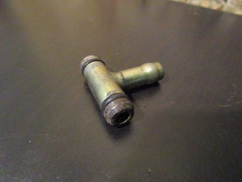 Raccord de carburateur - raccord,