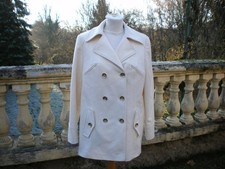 une veste femme d'hiver en lainage blanc cassée en taille 44