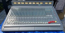 CONSOLE STUDIO OU LIVE VINTAGE  analogique SOUNDCRAFT Venue II