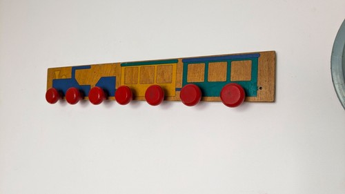 Patère train pour chambre