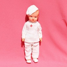 Ancienne poupée médecin en plastique 25 cm