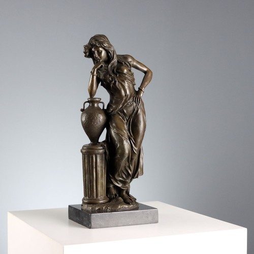 Figure féminine ancienne - figure,