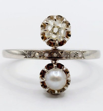 Bague antique or blanc 18k diamant taille ancienne 0,25 carat et perle (1900)