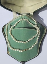 Collier de perles de culture Akoya en choker fermoir en or 18 carats France